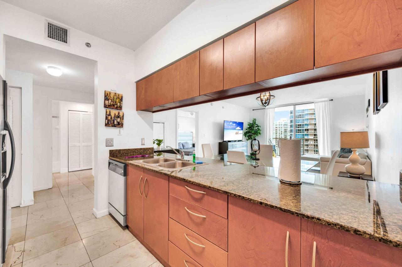 Apartamento Modern 1 Bed In The Heart Of Brickell With Free Parking Miami Exterior foto