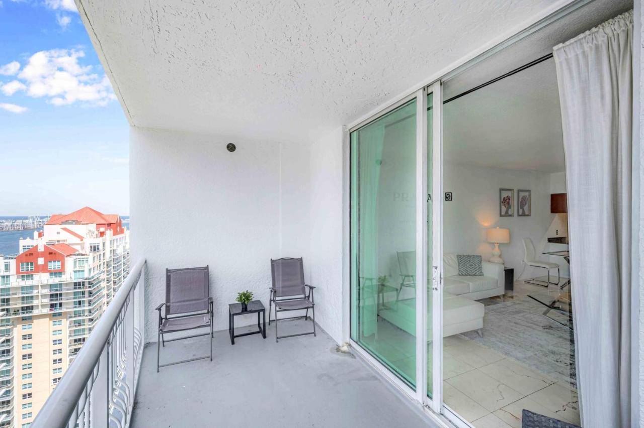 Apartamento Modern 1 Bed In The Heart Of Brickell With Free Parking Miami Exterior foto