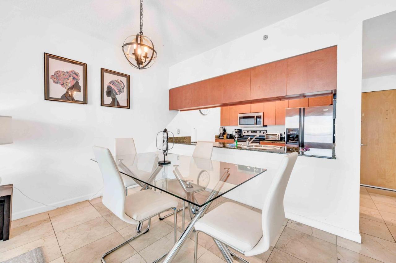 Apartamento Modern 1 Bed In The Heart Of Brickell With Free Parking Miami Exterior foto